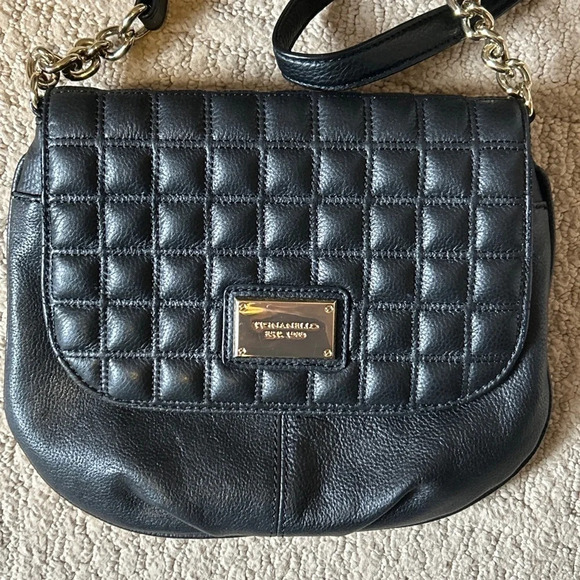 Tignanello midnight lady quilted crossbody bag - Picture 2 of 5